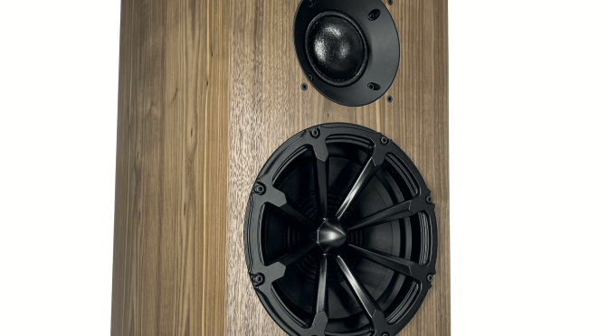 “A seismic sensation”: Hi-Fi Riff reviews Kerr Acoustic’s K200 loudspeakers