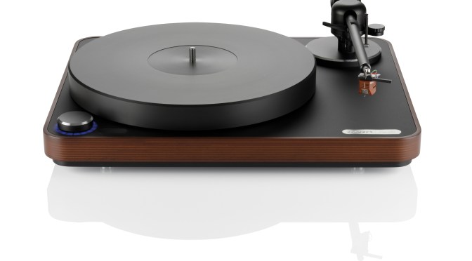 Clearaudio upgrades ‘Concept’ turntable package with new Concept Signature