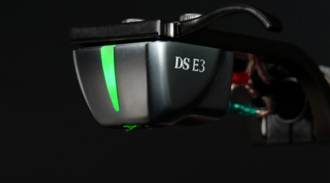 “The light fantastic”: Hi-Fi Plus reviews DS Audio’s entry-level DS-E3 optical cartridge and equalizer